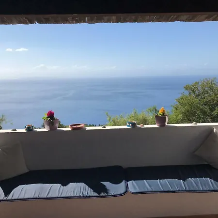別荘 Casa Vacanza Gelso ヴルカーノ