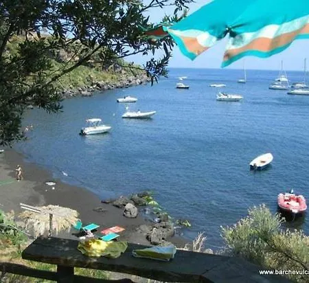 Casa Vacanza Gelso * ヴルカーノ
