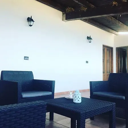 Casa Vacanza Gelso * ヴルカーノ